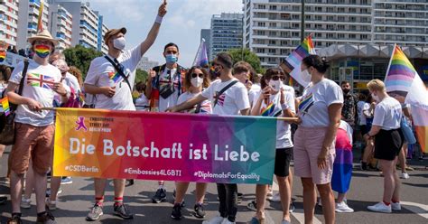 vorurteile gegenüber queeren menschen in der schweiz